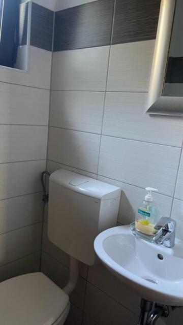 Apartment Marina 里耶卡 外观 照片