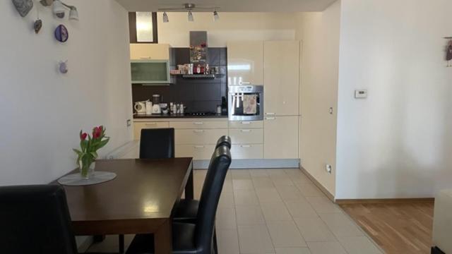 Apartment Marina 里耶卡 外观 照片