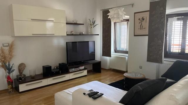 Apartment Marina 里耶卡 外观 照片